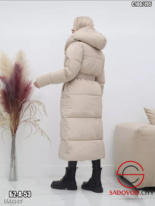 Женская зимняя длинная куртка с капюшоном