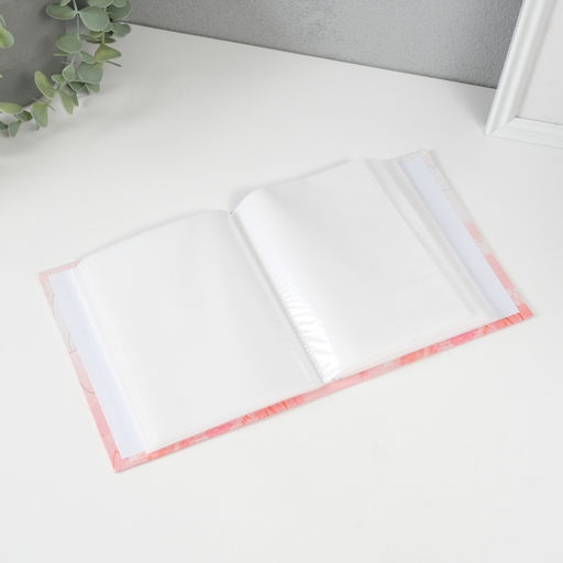 Фотоальбом на 40 фото 10×15 см «Девочка в розовом поле», в коробке, 17×14×4.5 см