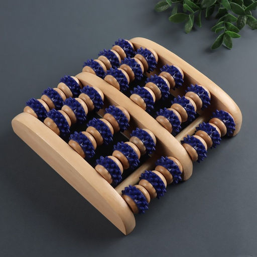 Массажёр для ног «Ножное счастье», 22×20×5.5 см, 5 рядов с шипами, деревянный, синий, бежевый