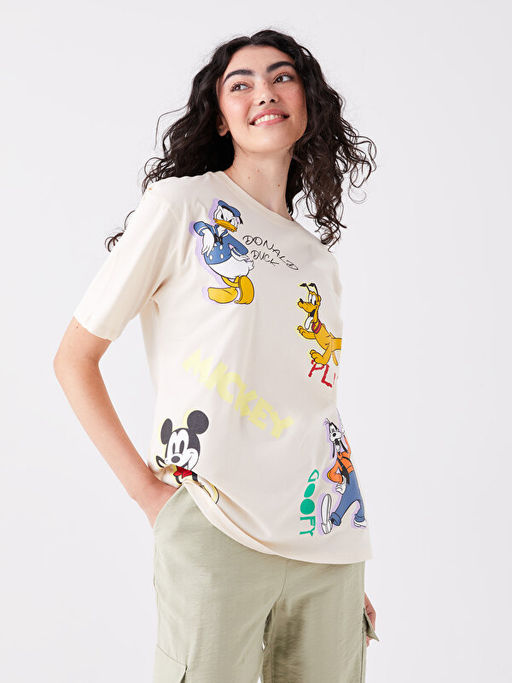Bisiklet Yaka Mickey ve Arkada?lar? Bask?l? K?sa Kollu Oversize Kad?n Ti??rt - Waikiki фото 2
