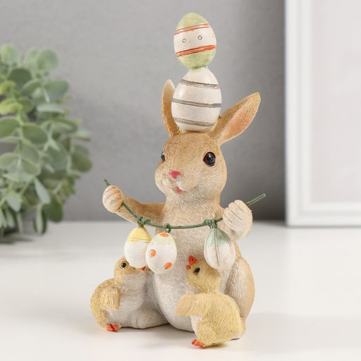 Фигурка полистоун Зайка с пасхальными яичками и птенцами, 9.5?9?16 см