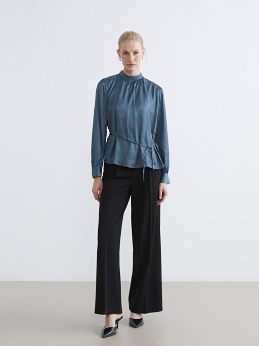 Dik Yaka Belden Ba?lamal? B?zg?l? Bluz