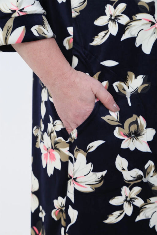 Халат женский, цвет белый