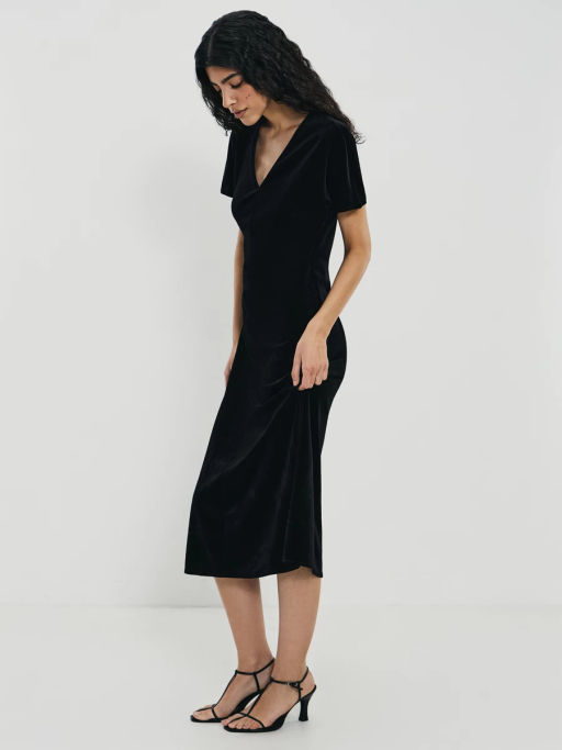 Платье миди из бархата / Zarina