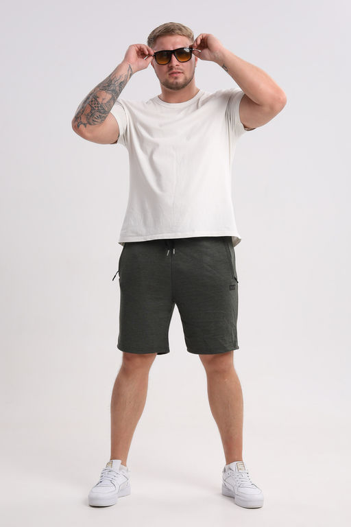 16 Шорты мужские