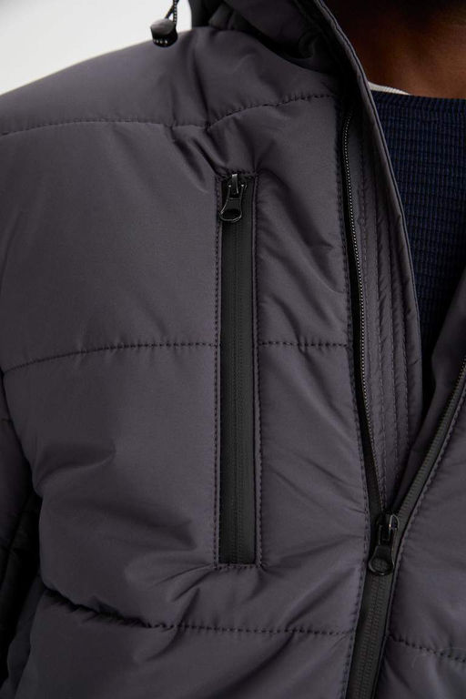 Водонепроницаемая длинная куртка-пуховик с капюшоном и принтом. Парка - Defacto фото 6