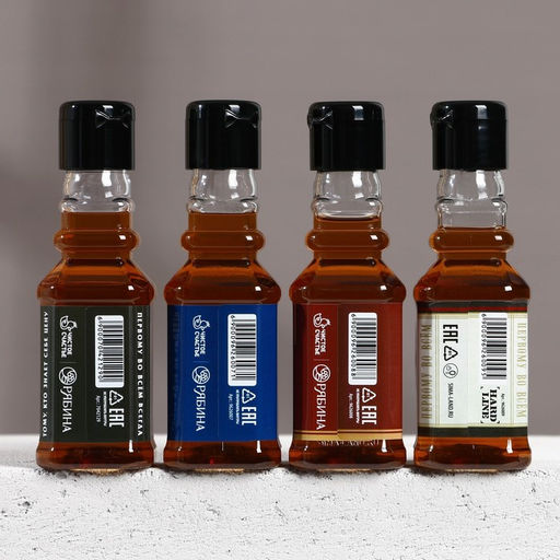 Подарочный набор «Для настоящего мужчины», гель для душа во флаконах виски, 4×100 мл