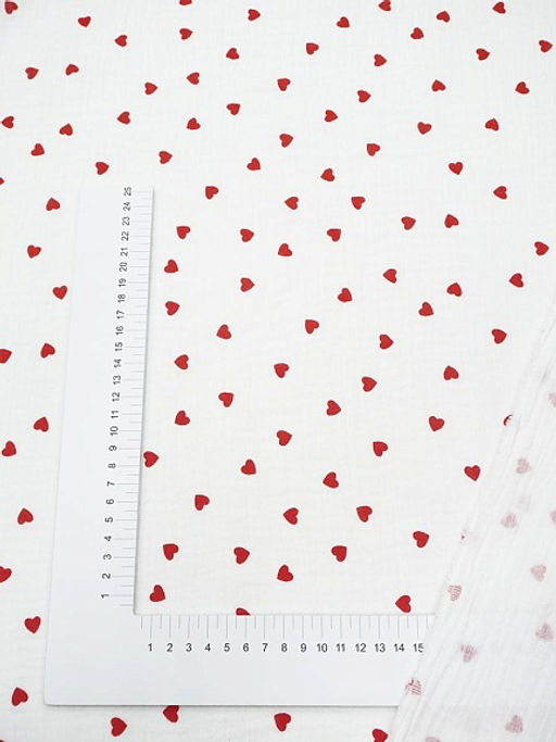 Муслин двухслойный с эф.жатости Сердечки красные - россыпь цв.белый, ш.1.4м, хл-100%, 120гр/м.кв - Купава фото 3