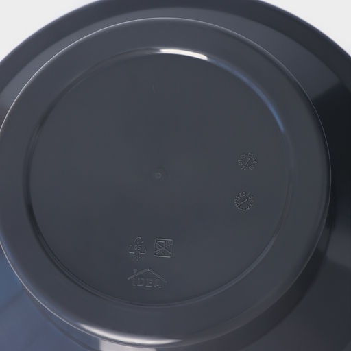 Кашпо для цветов на ножках «Флориан», 5.5 л (4.2 л), d=25 см, h=18.5 см, со вставкой, цвет графитовый