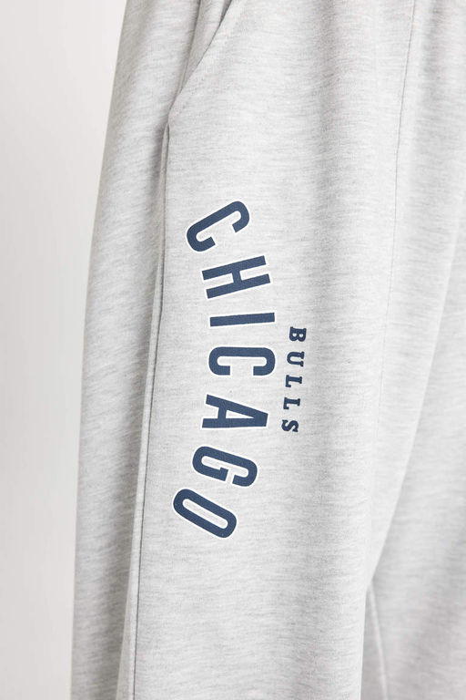 DeFactoFit Джоггеры NBA Chicago Bulls с двойными карманами и эластичной резинкой на талии Спортивные штаны стандартного размера  фото 6