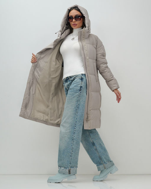 Пальто зимнее утепленное с капюшоном женское бежевого цвета 7618B