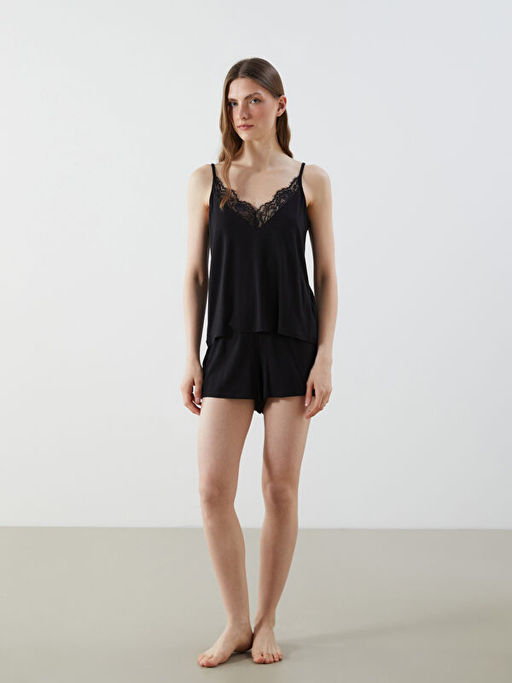 V Yaka Dantelli Ask?l? Kad?n ?ortlu Pijama Tak?m?