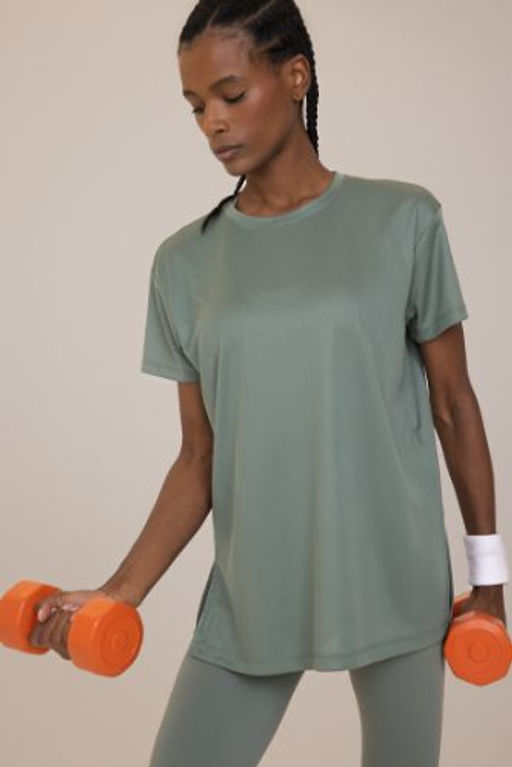 DeFactoFit Oversize Genis Kal?p Bisiklet Yaka Sporcu K?sa Kollu Tisort