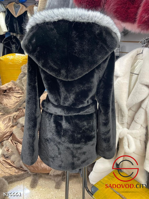 Шуба женская из искусственного меха