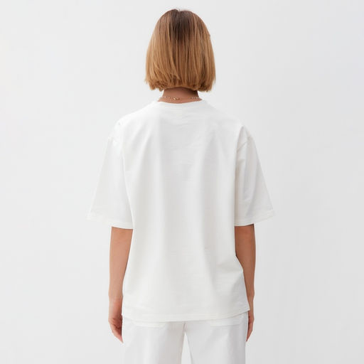 Футболка оверсайз с нашивкой женская MINAKU: One Most Brand, экрю, размер 52