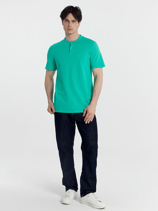 Поло мужское в изумрудно-зеленом цвете