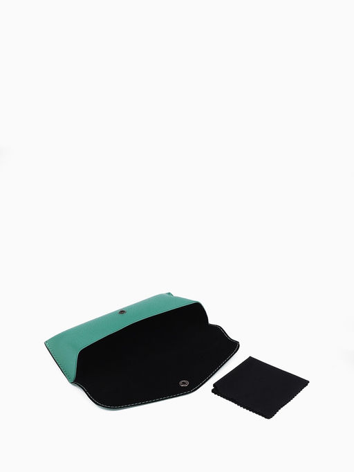 Футляр для очков на кнопке, однотонный, размер 17×4×7 см, зелёный