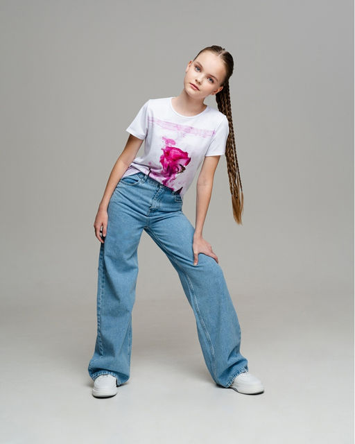 Дизайнерская детская футболка SAHAR art lab