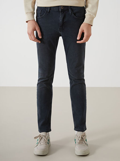 750 Slim Fit Erkek Jean Pantolon
