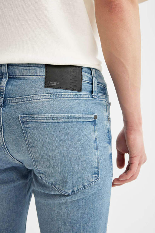 Джинсовые брюки скинни Carlo очень узкого кроя с нормальной талией и очень узкими штанинами - Defacto фото 5