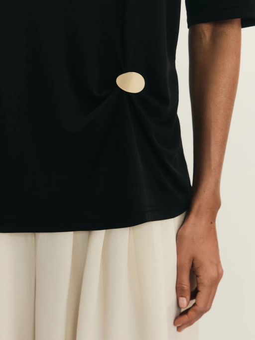 Футболка с брошью / Zarina  фото 6