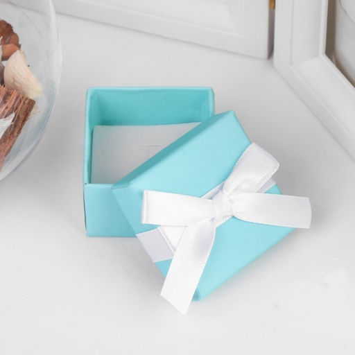 Цена за 6 шт. Коробочка подарочная под кольцо, серьги «Тиффани», 5×5 см, (полезная часть 4.4×4.4 см,) голубая