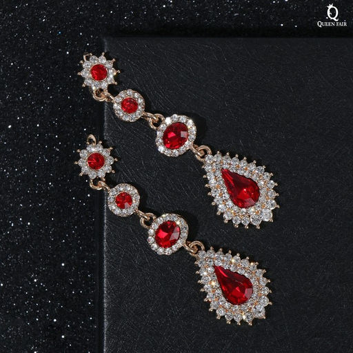 Серьги висячие со стразами Вечерние мадам, цвет бело-красный в золоте, 7см - Queen fair фото 4