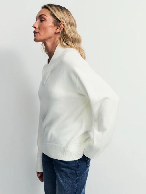 Джемпер оверсайз с V-образной горловиной / Zarina  фото 4