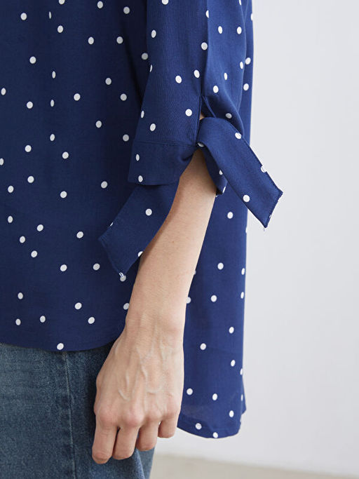 Ka??k Yaka Puantiyeli Bluz