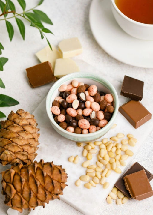 Ядро кедрового ореха в молочном шоколаде ассорти, 150 г - Сибирский кедр фото 2