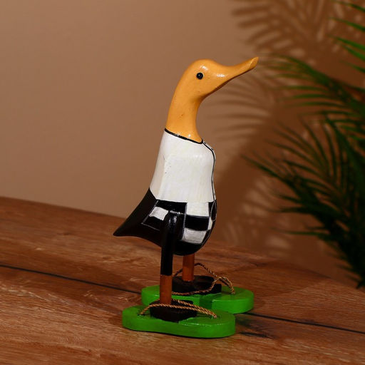 Сувенир «Утка в шлёпках», 27 см, дерево