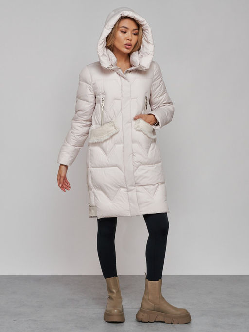 Пальто утепленное с капюшоном зимнее женское бежевого цвета 13332B - Visdeer фото 9