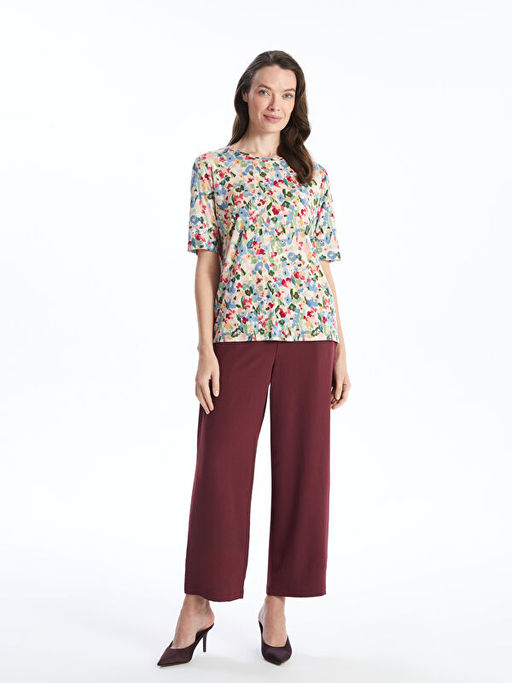 Bisiklet Yaka Desenli Kad?n Ti??rt