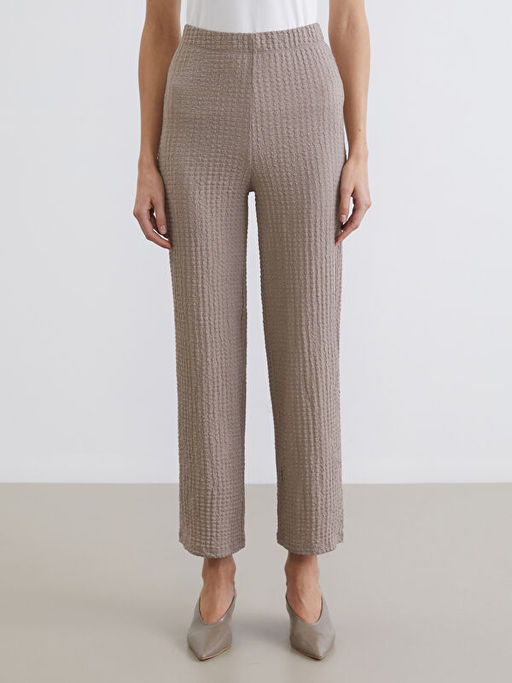 Beli Lastikli Dokulu Geni? Pa?a Kad?n Pantolon