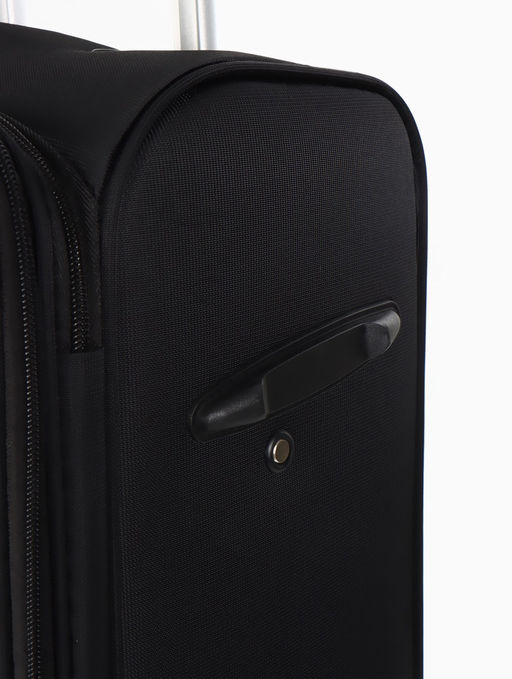 Чемодан 20",Текст,36*25*58,отд на молнии,1 нар/карм, увелич,код замок,4 колеса, черный