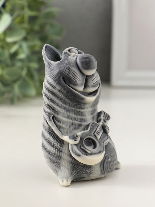 Сувенир "Кот с гитарой" 9 см