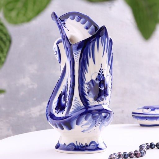 Ваза гжель «Лебедь», бело-синяя, керамика, 22×12 см,