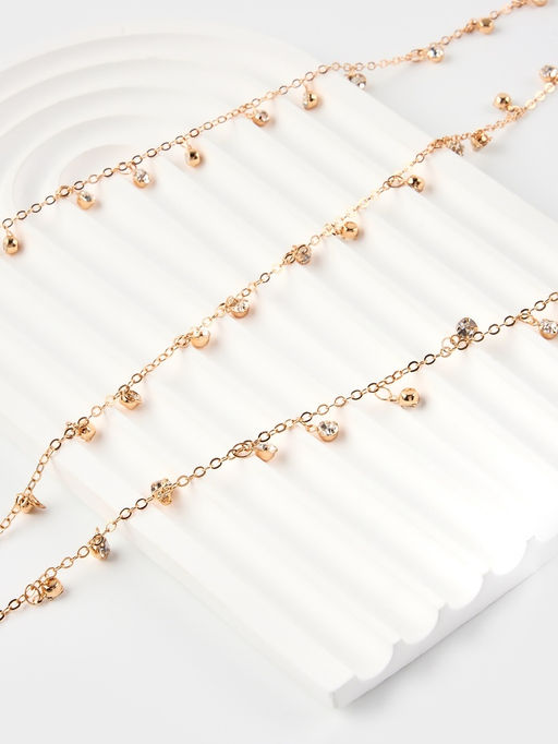 Цепочка со стразами 4 мм. L=100 см, мелкое плетение 2*1,8 мм, цвет золото