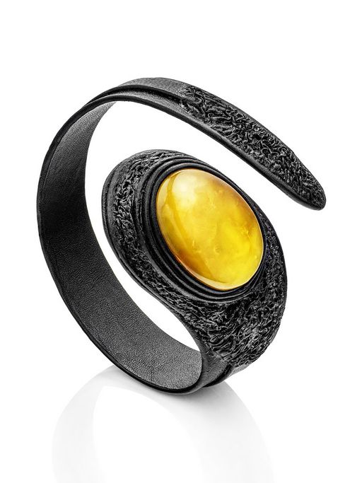 Браслет Змейка из натуральной кожи со вставкой из медового янтаря