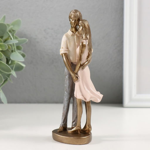 Фигурка полистоун Пара в объятиях друг друга, 6?4?15 см