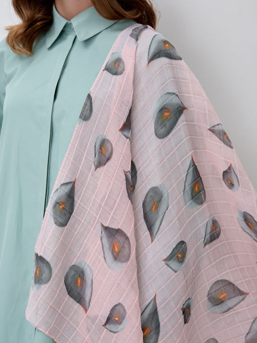 ХЛОПОК ВИСКОЗА Большой, мягкий, двусторонний палантин c принтом.