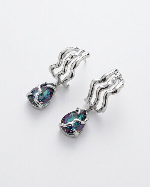 Стильные серьги