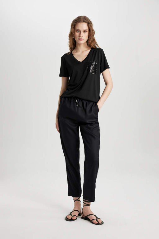 Футболка стандартного кроя с V-образным вырезом и короткими рукавами - Defacto фото 2