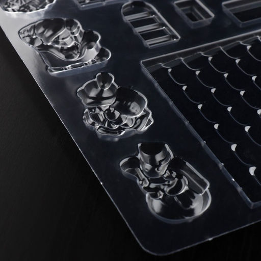 Цена за 20 шт. Форма для шоколада новогодняя Элементы домика, 12 ячеек, 15?8?2.5 см, цвет прозрачный