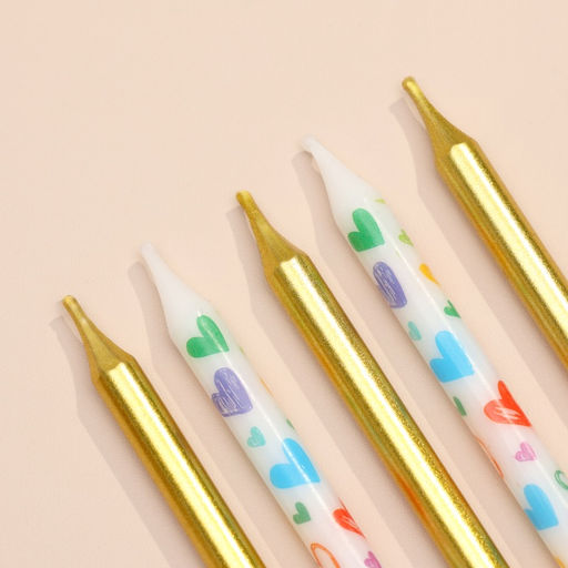 Свечи для торта Сердца, 12 шт., золотые и белые - Страна карнавалия фото 3