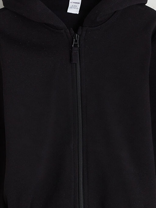 Kap??onlu Erkek ?ocuk Pike H?rka