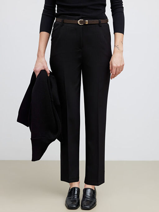 Beli Kemerli Havu? Kesim Kad?n Pileli Pantolon