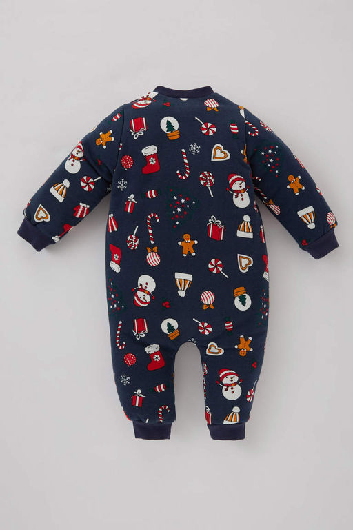 Комбинезон из чесаного хлопка с длинными рукавами и длинными рукавами с новогодним принтом для маленьких мальчиков 2,5 Tog Fiber Fiber - Defacto фото 5