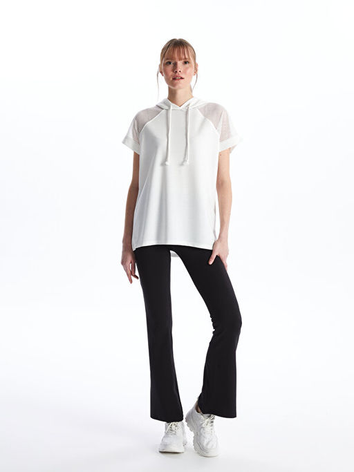 Kap??onlu D?z K?sa Kollu Kad?n Ti??rt