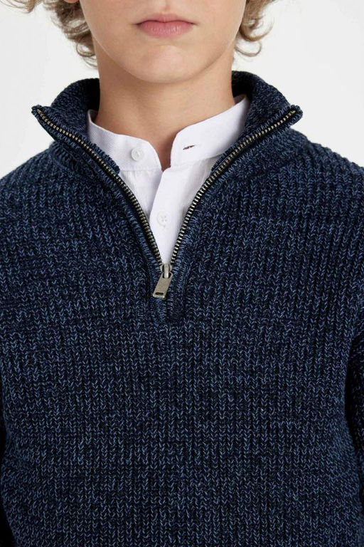 Трикотажный свитер обычного кроя с воротником-молнией и воротником-молнией для мальчика - Defacto фото 4